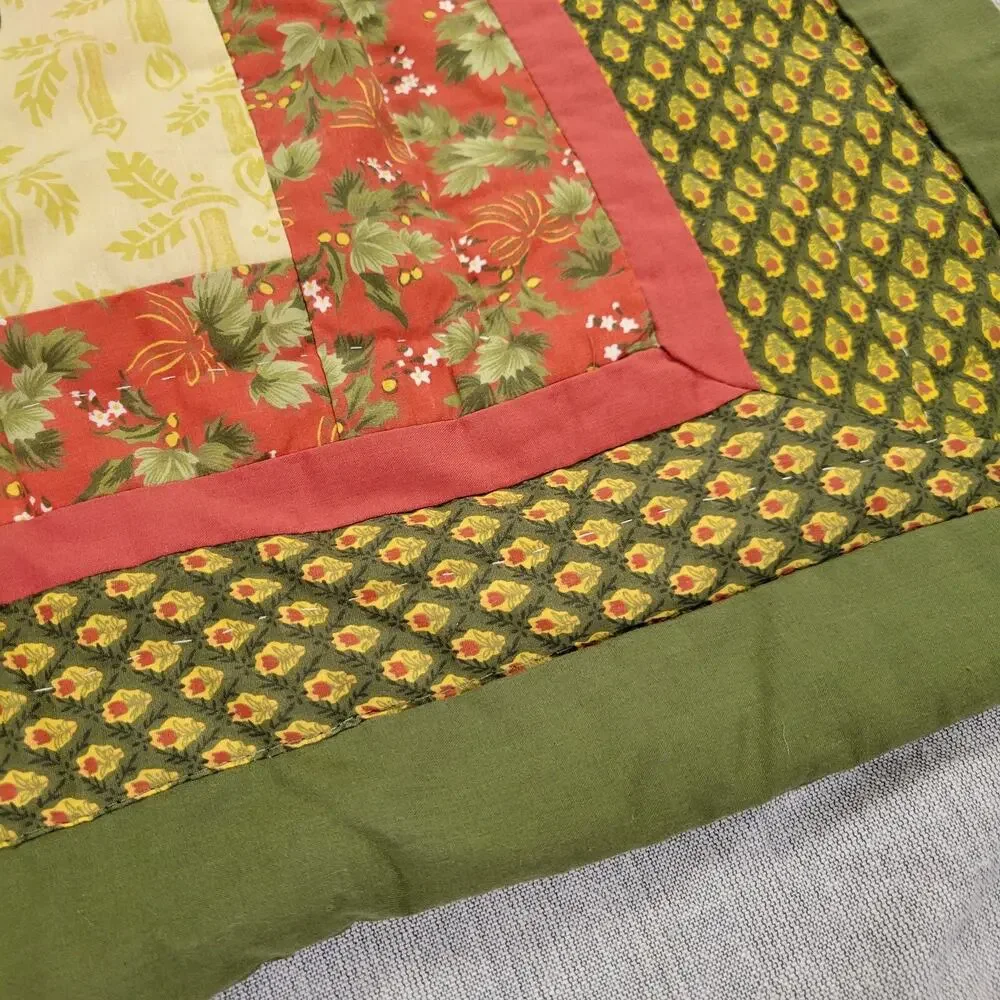 Pair Home Classics Holiday Christmas Standard Sham Pillowcase EUC Patchwork